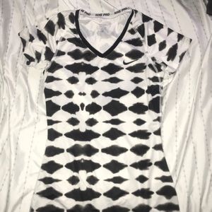 Nike Pro Workout Top